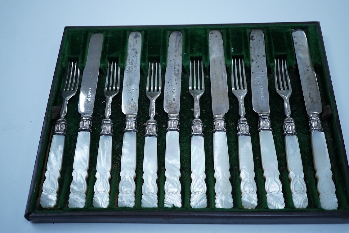 A set of six pairs of early Victorian mother of pearl handled silver dessert eaters, Aaron Hatfield & Sons, Sheffield, 1839/40, knife 19.6cm.